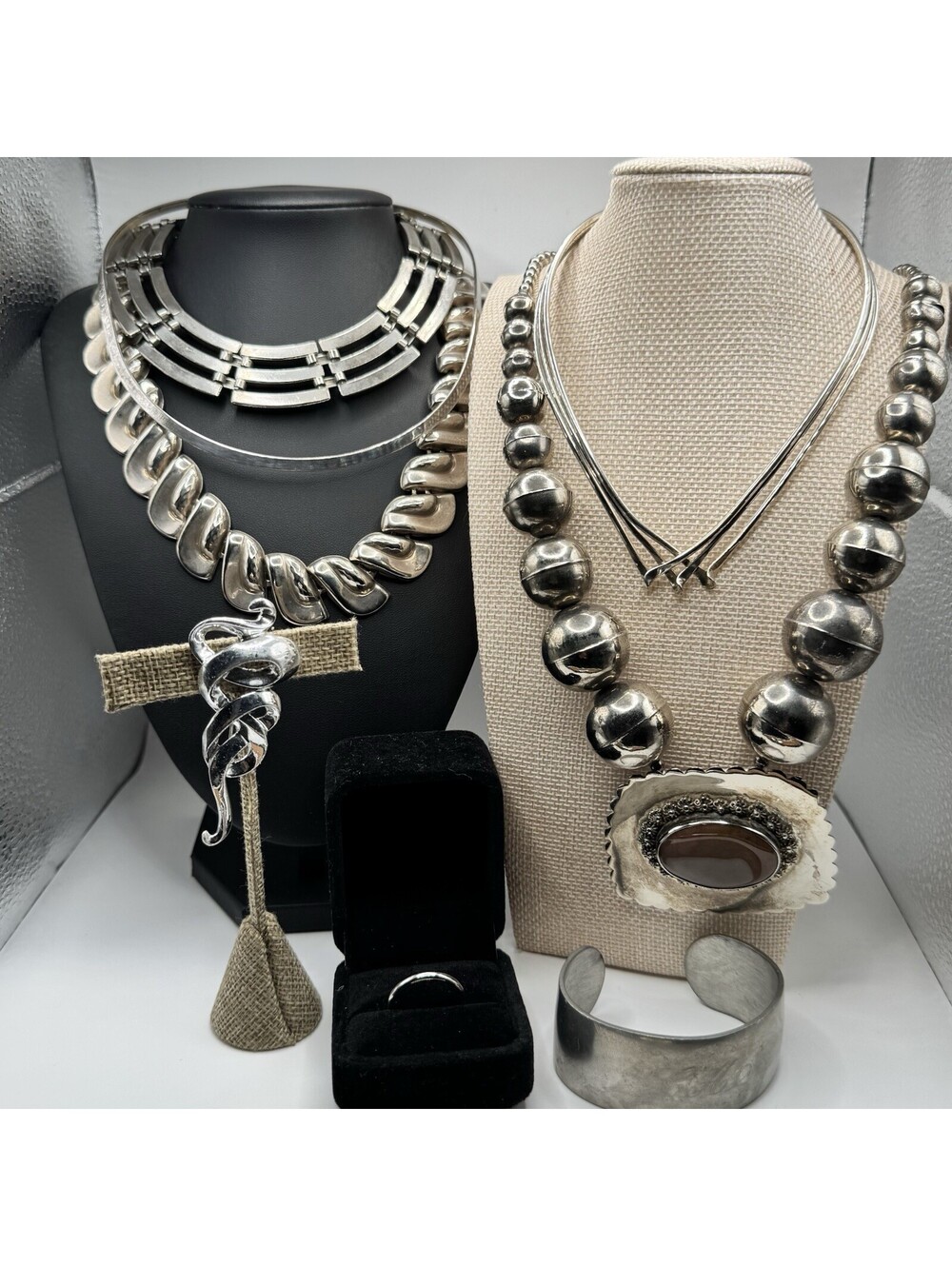 Vtg Silver Tone Chunky/Brutalist 7 pc Lot:5 Necklaces, 1 Pewter Bracelet, 1 Ring